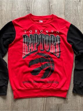 Toronto’s Raptors NBA Sweatshirt Large